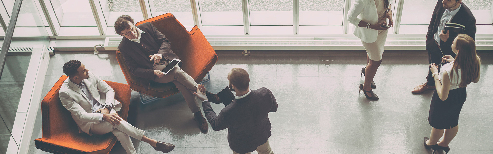 Menschen, die sich unterhalten