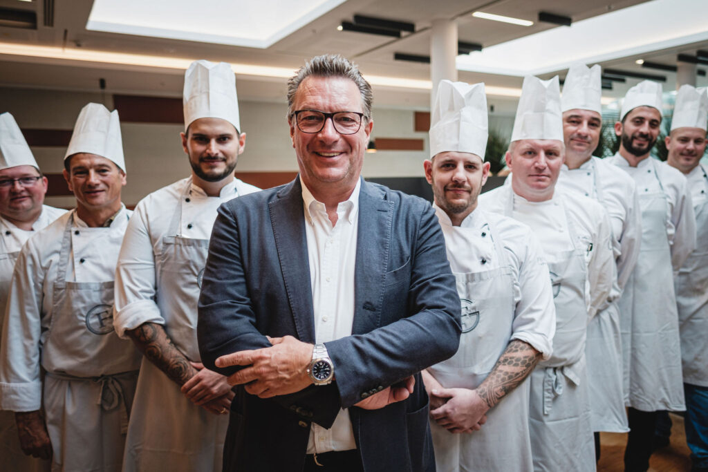 Success Story mit Frühauf Genuss: Martin Frühauf mit seiner Kochcrew